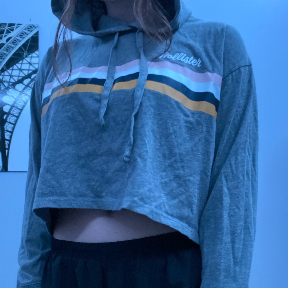 Women’s cropped hoodie
